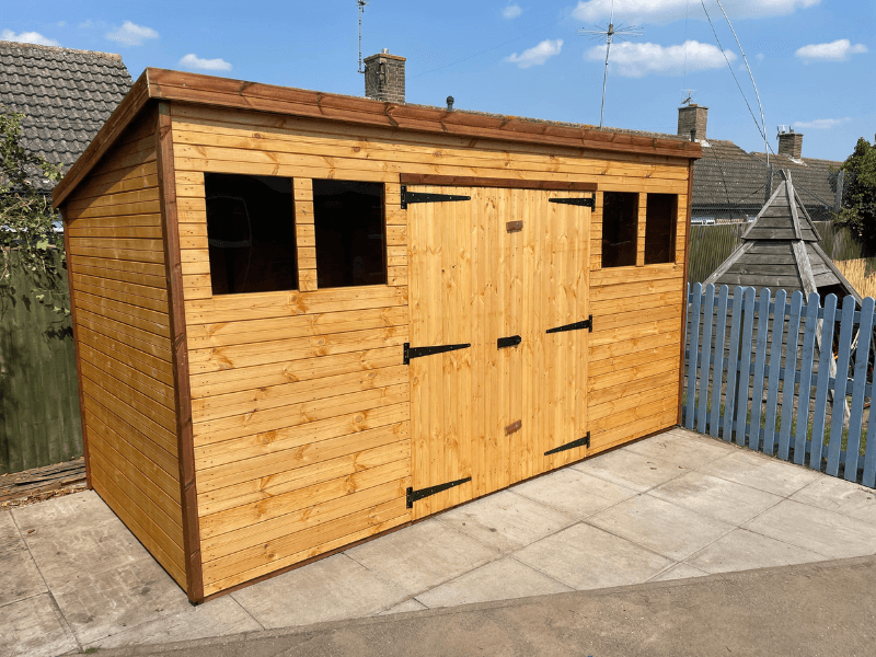 Bespoke garden shed installation 4